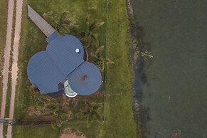 Buff & Fellow Eco Cabins