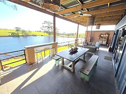 Buff & Fellow Eco Cabins