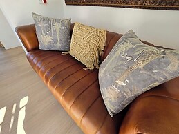 Buff & Fellow Eco Cabins