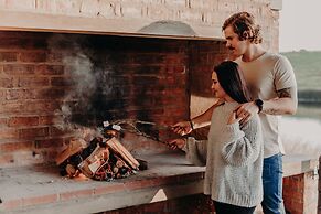 Buff & Fellow Eco Cabins