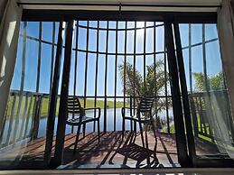 Buff & Fellow Eco Cabins