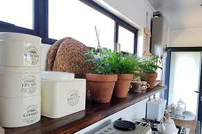 Buff & Fellow Eco Cabins