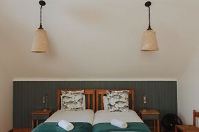 Buff & Fellow Eco Cabins