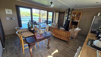 Buff & Fellow Eco Cabins