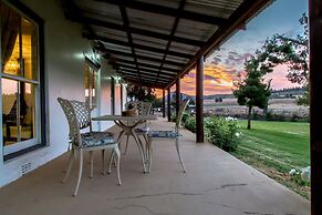 Shanzeley Guest House