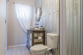 Shanzeley Guest House