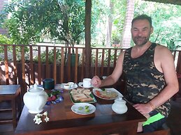 Heaven in Satin Woods Rekawa