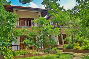 Heaven in Satin Woods Rekawa