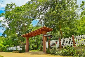 Heaven in Satin Woods Rekawa