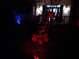 Heaven in Satin Woods Rekawa