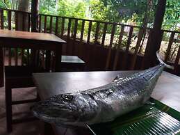 Heaven in Satin Woods Rekawa