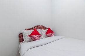 OYO 1082 Kost Arie 1