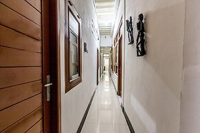 OYO 1082 Kost Arie 1