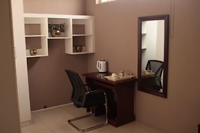 Triple Palms Bed and Breakfast