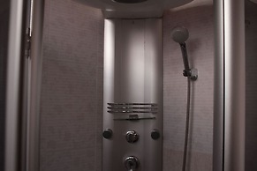 Triple Palms Bed and Breakfast