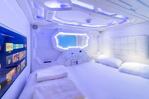 Capsule Inn