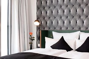 Pandion Boardinghouse