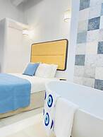 Gerani Deluxe Houses with Sea View