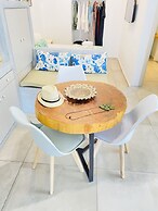 Gerani Deluxe Houses with Sea View