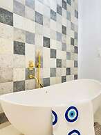 Gerani Deluxe Houses with Sea View