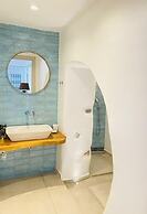 Gerani Deluxe Houses with Sea View