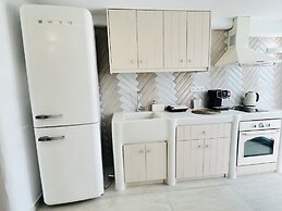 Gerani Deluxe Houses with Sea View