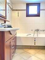 Gerani Deluxe Houses with Sea View