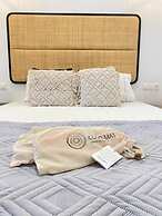 Gerani Deluxe Houses with Sea View