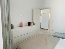 Gerani Deluxe Houses with Sea View 2