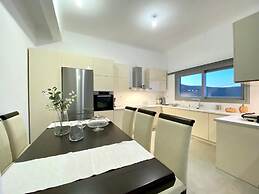 Gerani Deluxe Houses with Sea View 2