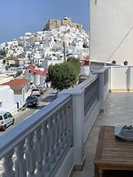 Gerani Deluxe Houses with Sea View 2