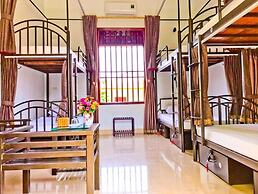 Trang An Mountain View Homestay - Hostel