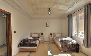 Hotel New Mars Dades