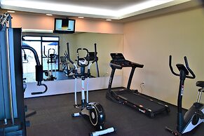 SEAFLATS Iate Plaza Hotel