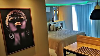 SEAFLATS Iate Plaza Hotel