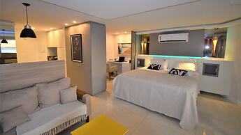 SEAFLATS Iate Plaza Hotel