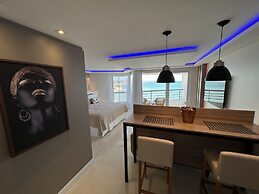 SEAFLATS Iate Plaza Hotel