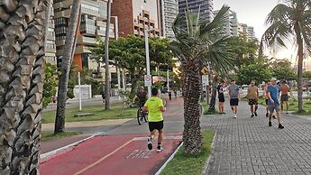 SEAFLATS Iate Plaza Hotel