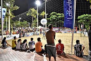 SEAFLATS Iate Plaza Hotel