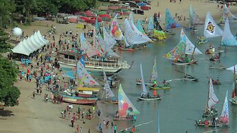 SEAFLATS Iate Plaza Hotel