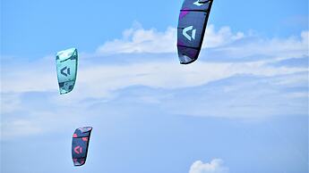 SEAFLATS Iate Plaza Hotel