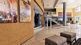 SEAFLATS Iate Plaza Hotel