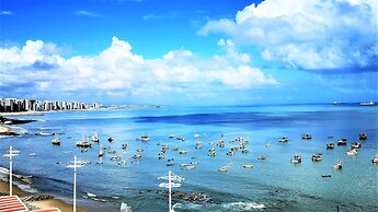 SEAFLATS Iate Plaza Hotel