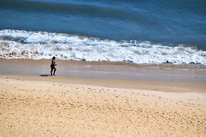 SEAFLATS Iate Plaza Hotel