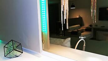 SEAFLATS Iate Plaza Hotel