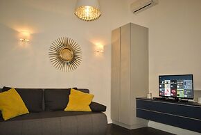 Sunset Central Apartment