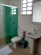 Chez Les Rois Guesthouse