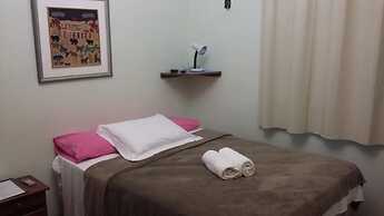 Chez Les Rois Guesthouse