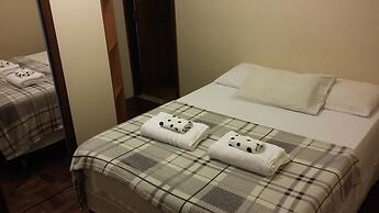 Chez Les Rois Guesthouse