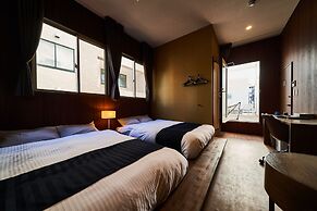 &And Hostel Shinsaibashi East